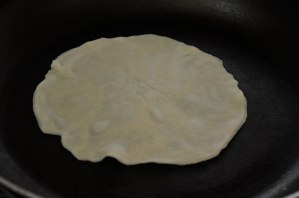 خبز التورتيلا خطوة خطوة Tortilla-1-e280ab168311962e280ac-e280abe280ac